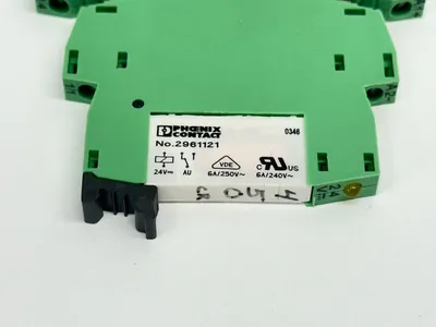 REL-MR- 24DC/21AU | Phoenix Contact  Relay 2961121 w/ PLC-BSC-24DC/21 Base 2966016 - Used