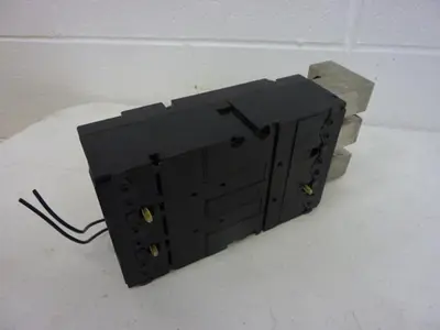 USED FUJI ELECTRIC EA203A-125