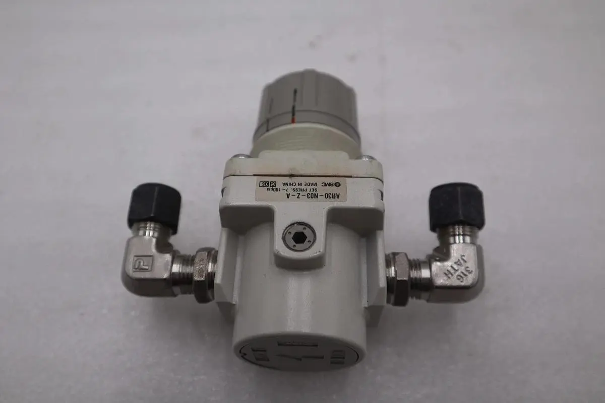 NEW OPEN BOX SMC AR30-N03-Z-A REGULATOR STOCK H1470A
