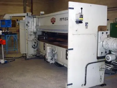 USED FAVRIN P3H 3000 X 3 MM CNC