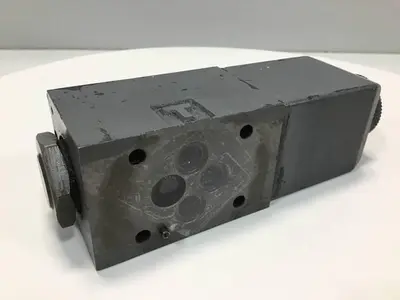 USED VICKERS DG4V32AMUHL760