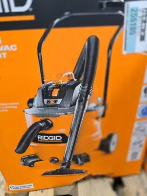 Ridgid 16 Gal wet/dry Vac with cart