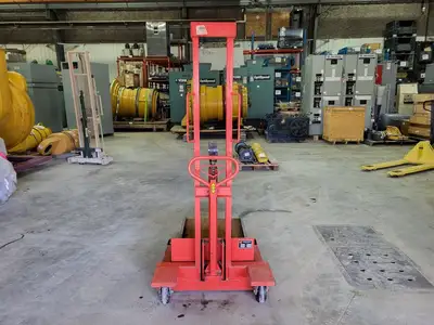 USED MAHAFFY MATERIALS SLH2424-70