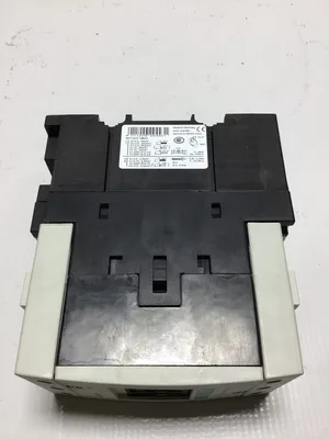 Siemens 3RT1045-1BB40 Contactor 105A 1-3PH 1-3HP