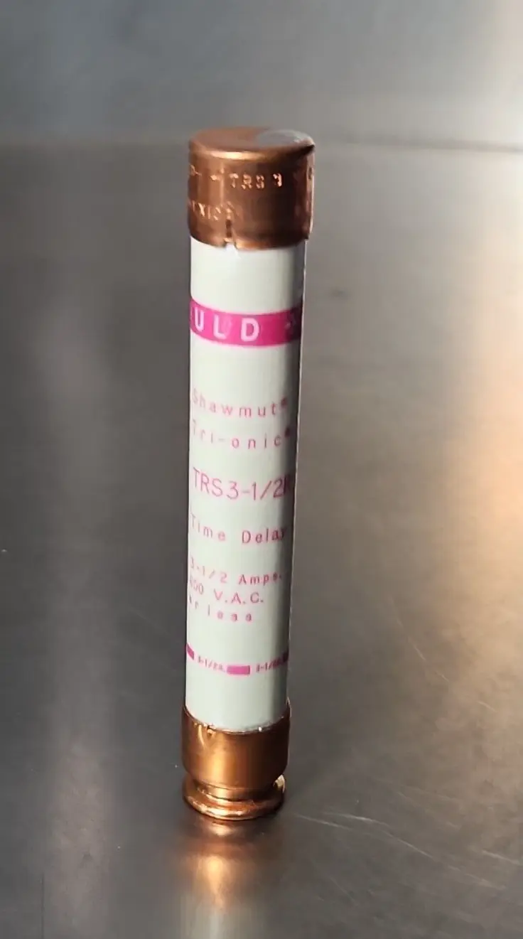 Gould Shawmut TRS3-1/2R Time Delay Fuse 600VAC. Loc4D27