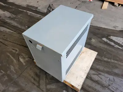 USED HAMMOND MANUFACTURING K759K