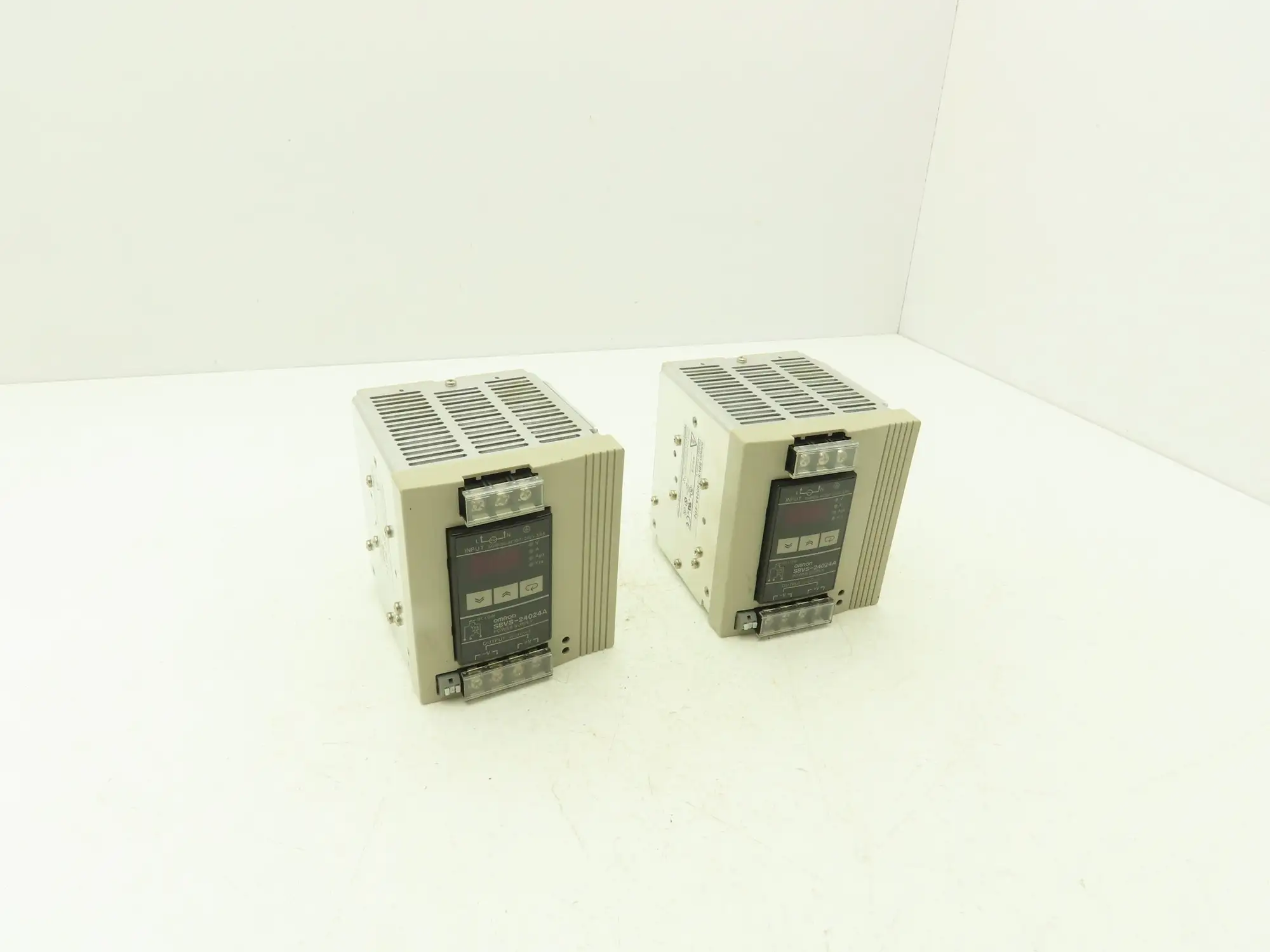 Omron S8VS-24024A Switch Mode Power Supply In 100-240VAC Out 24VDC 10A Lot of 2