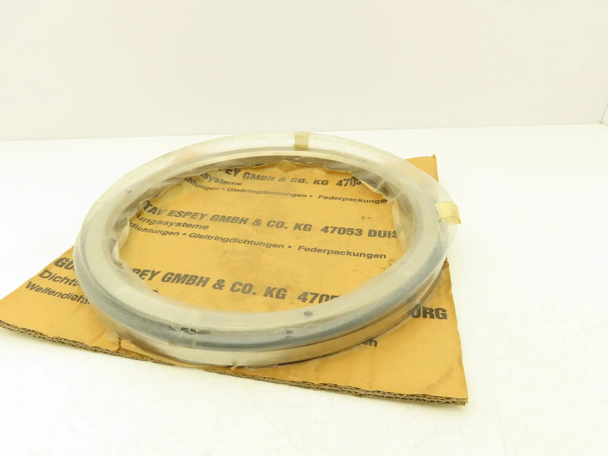 Espey KOM G1762 Carbon Ring Seal w/Rubber O-Ring 12-3/4" OD x 10-3/4" ID