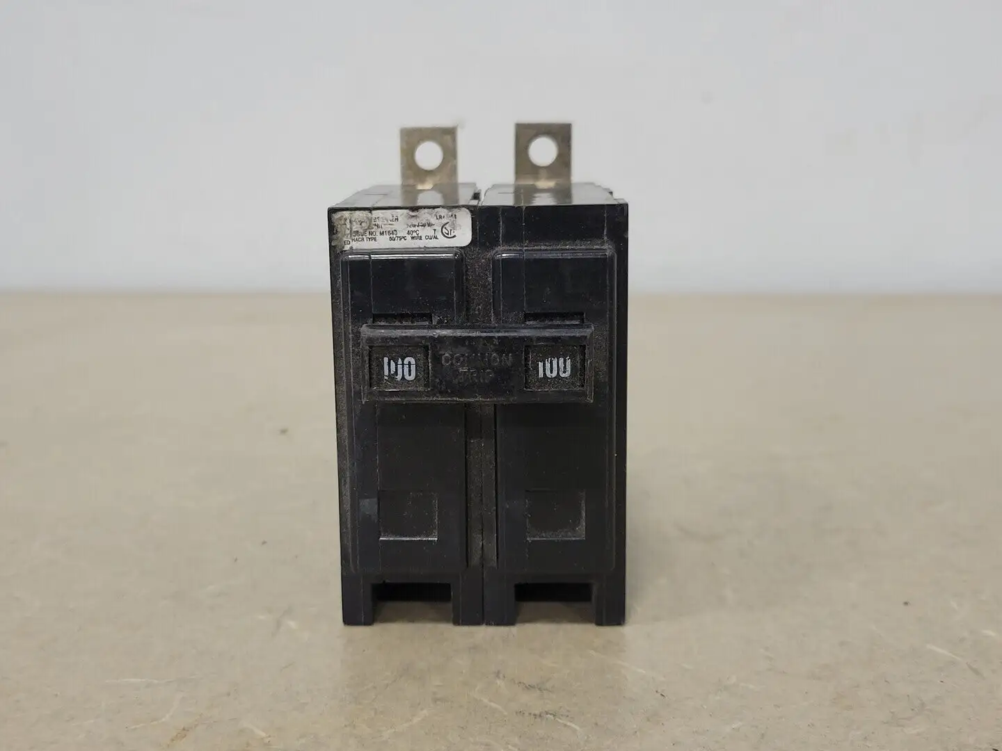 USED CUTLER-HAMMER BA2100