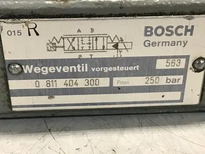 USED BOSCH 0 811 404 300
