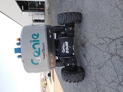 USED 2015 Genie Z-62/40