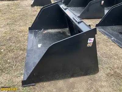 New Tomahawk 60” snow/mulch skid steer bucket, welded on high carbon cutting edge, skid steer...