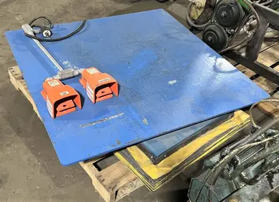 48" x 48" Hydraulic Scissor Lift