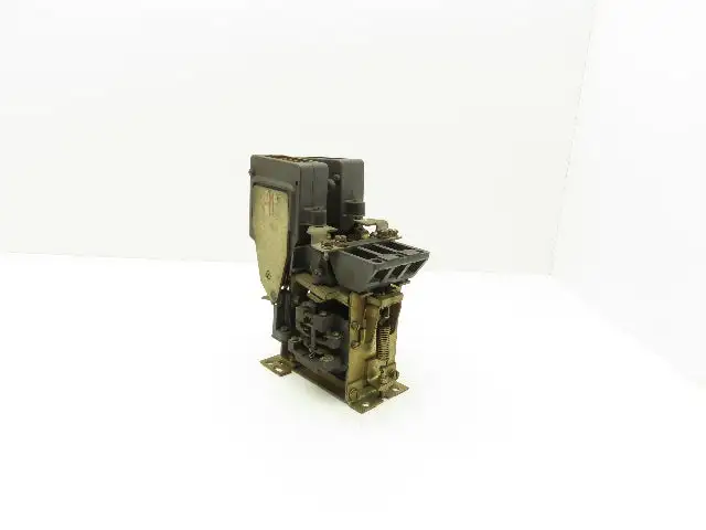General Electric DS303A 3C01CXA003 DC Contactor 120VDC Coil 600V 100A