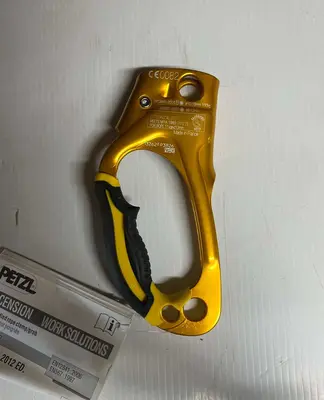 Used PETZL _UNKNOWN_ Emergency/Rescue Saskatchewan CA | Certified Sales and Rentals #1637715