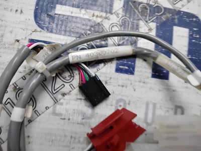 USED UNIVERSAL INSTRUMENTS 40300702