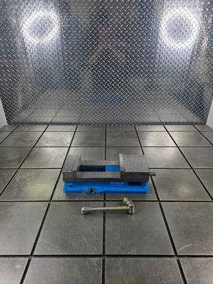 KURT D688 Tooling | GMT (1)