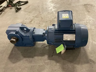 Sew Eurodrive KT77 AM213/215 TOSHIBA/4 Gear Drive / Speed Reducer 7rpm