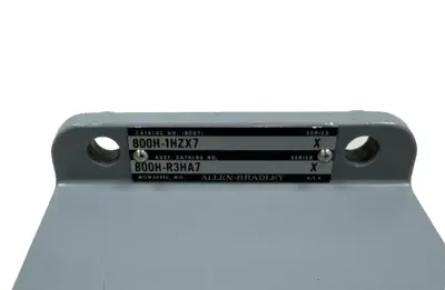 ALLEN BRADLEY 800H-R3HA7 PUSHBUTTON STATION SER. X PRE-OWNED UNUSED SURPLUS
