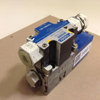 USED VICKERS DG4V32AMP7H750