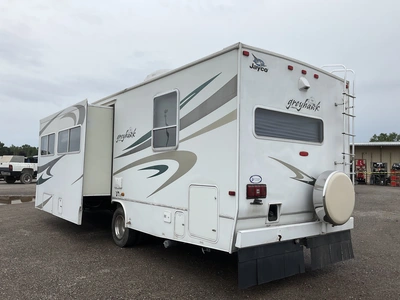 USED 2006 JAYCO GREYHAWK 31