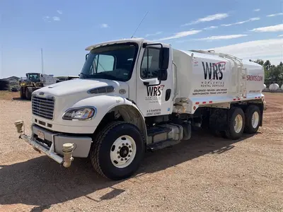 USED 2019 Freightliner M2 106 WT