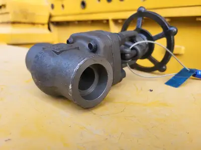 1" Class 800 Gate Valve API 602