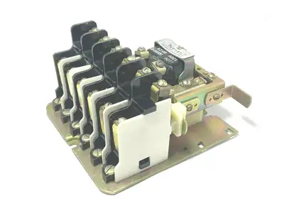 New | in-Stock Struthers-Dunn Type MC Relay Relays & Switches Michigan US | Maverick Industrial Sales #1395509
