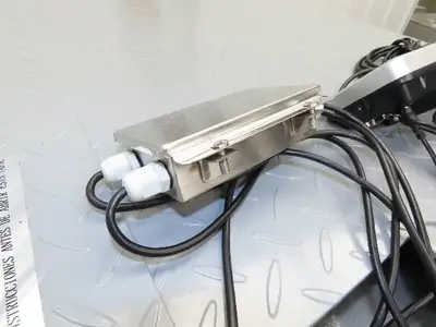 Global Digital Pallet Floor Scales 5000LB Rated 48 x 48" Low Profile Complete