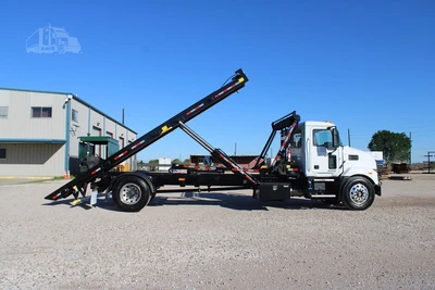 New | in-Stock 2027 MACK MD7 Rolloff Trucks Texas US | Roll Off Truck World #1491925