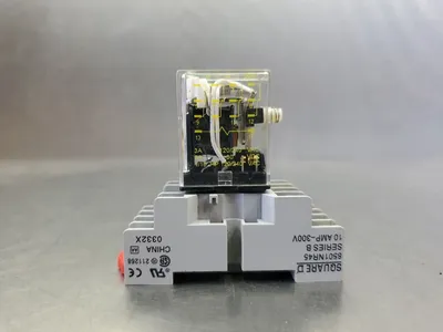 SQUARE D 8501RS4M1P14V20 GP RELAY, w/8501NR45 Base. 4C-43