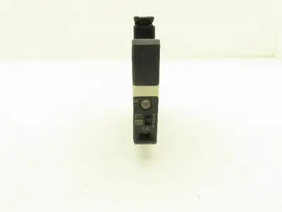 E-T-A ESX10-TA-100-DC24V-1A Circuit Breaker 24V 1A