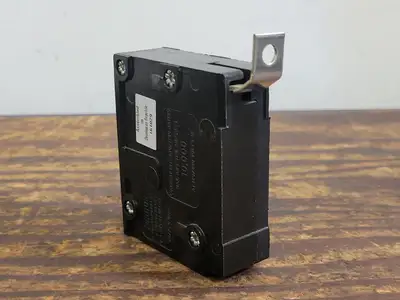 USED CUTLER-HAMMER BA120