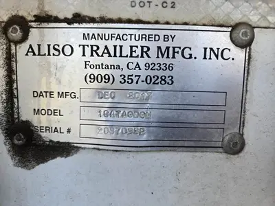 USED 2018 PETERBILT 348