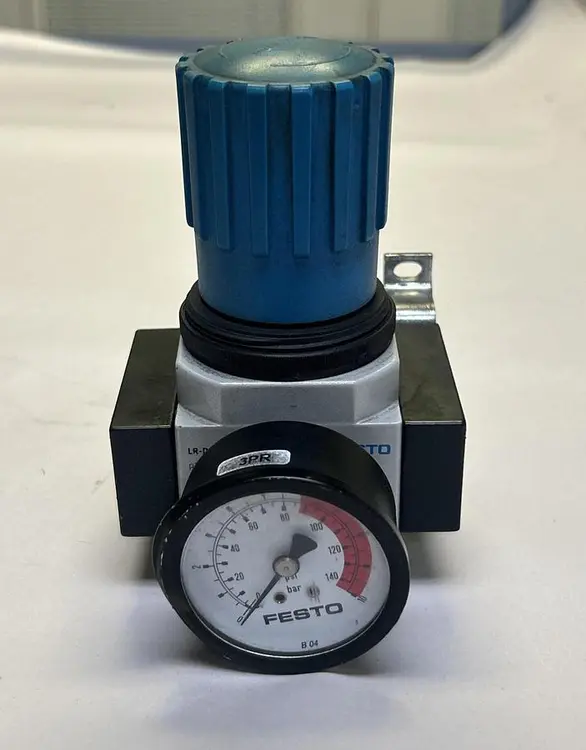 Used FESTO LR-D-7-MIDI Solenoid Regulators | Surplus Asset Holdings #1226457