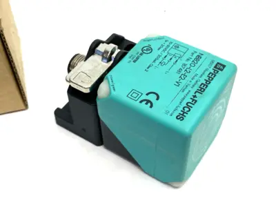 USED PEPPERL+FUCHS INDUCTIVE CUBE SENSOR, 4-LEDS, 187481
