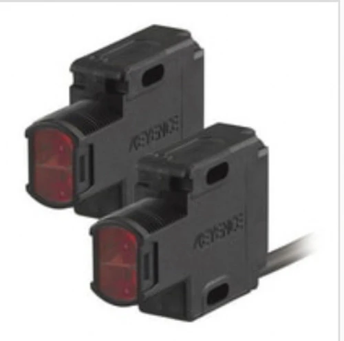 Keyence PZ-G51CN Photoelectric Sensor, Square Transmissive, M8 Connector, NPN [New]