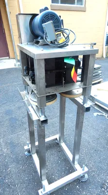 USED NEWMAN CAP TIGHTENER 4 CT