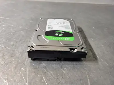 NEW SEAGATE ST3000DM008