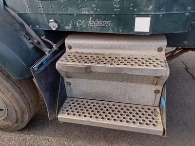 USED 1995 KENWORTH T800