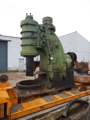 USED BÊCHÉ FORGING HAMMER 2040 KGM
