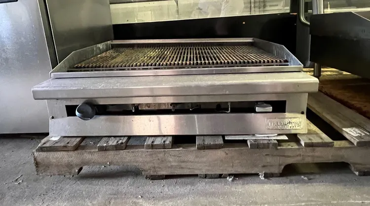 Used _UNKNOWN_ _UNKNOWN_ Broilers Michigan US | Grocery Equipment Sales #1069828