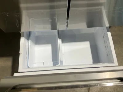 Used SAMSUNG RF18A5101SR Refrigerators Michigan US | Miedema Asset Management Group #1321965