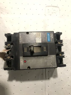 Fuji BUFSB2015 15A Circuit Breaker 600 VAC 2 Pole 15 amp
