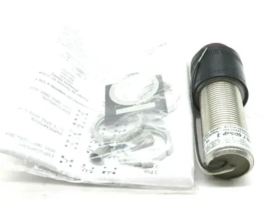 NEW COOPER CROUSE HINDS EMP009-J1 PILOT LIGHT EMP009JM4 EMP009J1