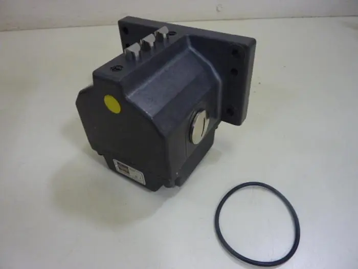 NEW EUCHNER RGBF 03 D16-502 L110