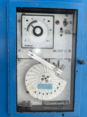 Environmental Chamber Heated Cooled S/S