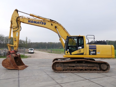 USED 2022 Komatsu PC360LC-10