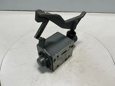 USED PARKER D3ML4B10X4384