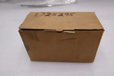 Kromschroder VAS115R/NQSR , GAS SOLENOID VALVE 88000100 NEW IN BOX STOCK H393
